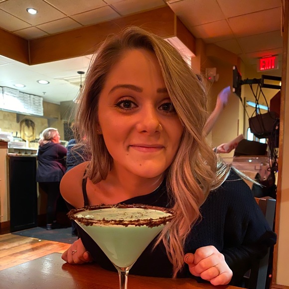 Meet your Posher, Sam - Picture 1 of 1